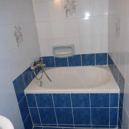 House Kythnos * Loutrá