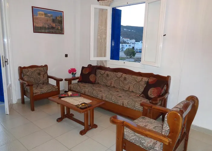 House Kythnos * Λουτρά