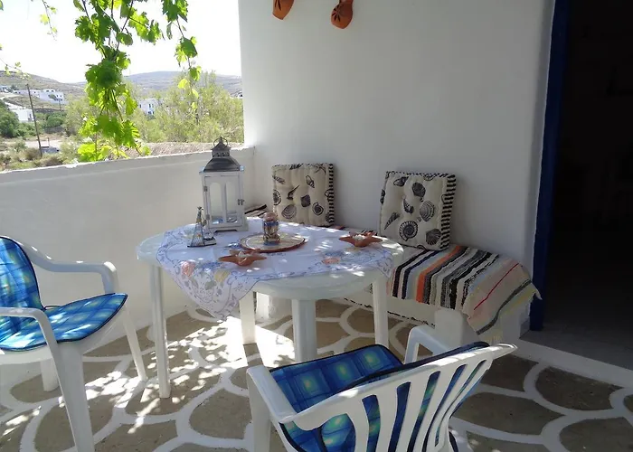 House Kythnos Λουτρά